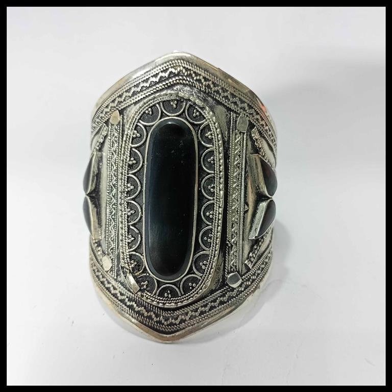 Afghani Bracelet With Artificial Stone - Image 4