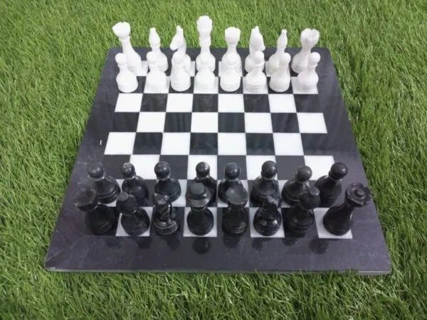 Handmade Onyx Chess Board Set Size 30 cm - Image 2