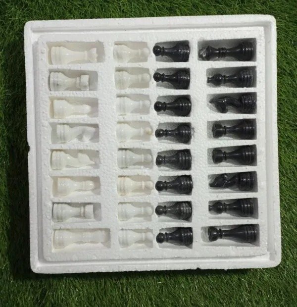 Handmade Onyx Chess Board Set Size 30 cm - Image 4
