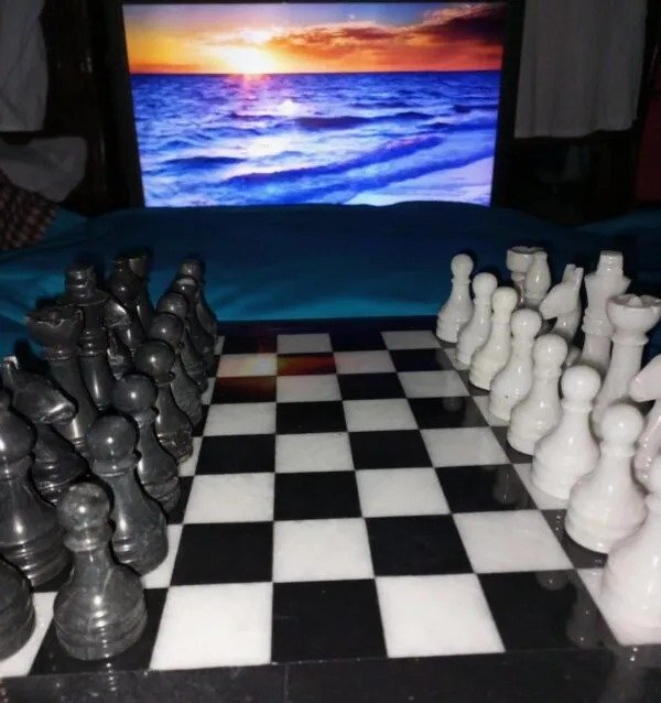 Handmade Onyx Chess Board Set Size 30 cm - Image 6