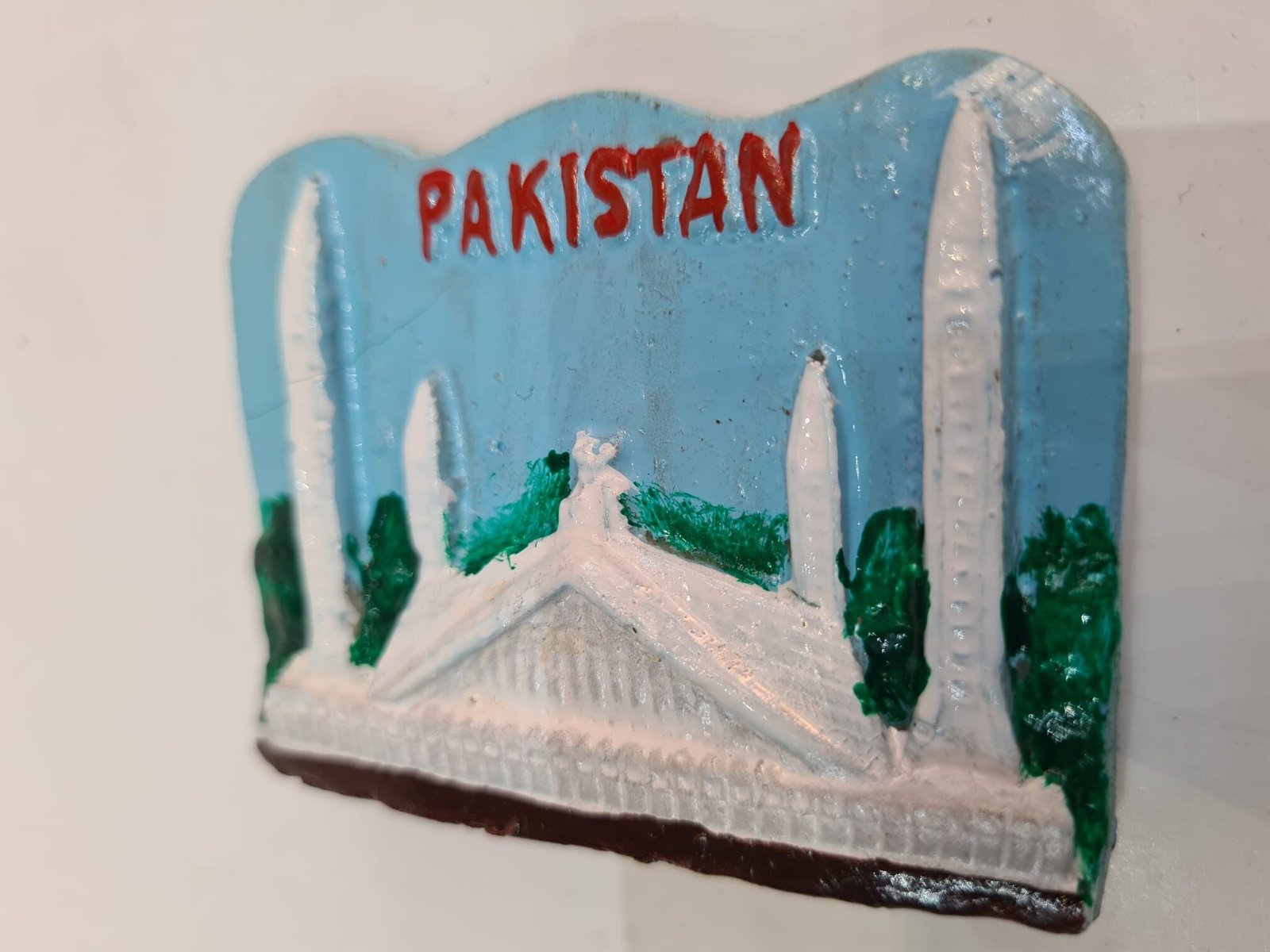 Fridge Magnet/Architectural Elegance: Shah Faisal Masjid Fridge Magnet - Image 3