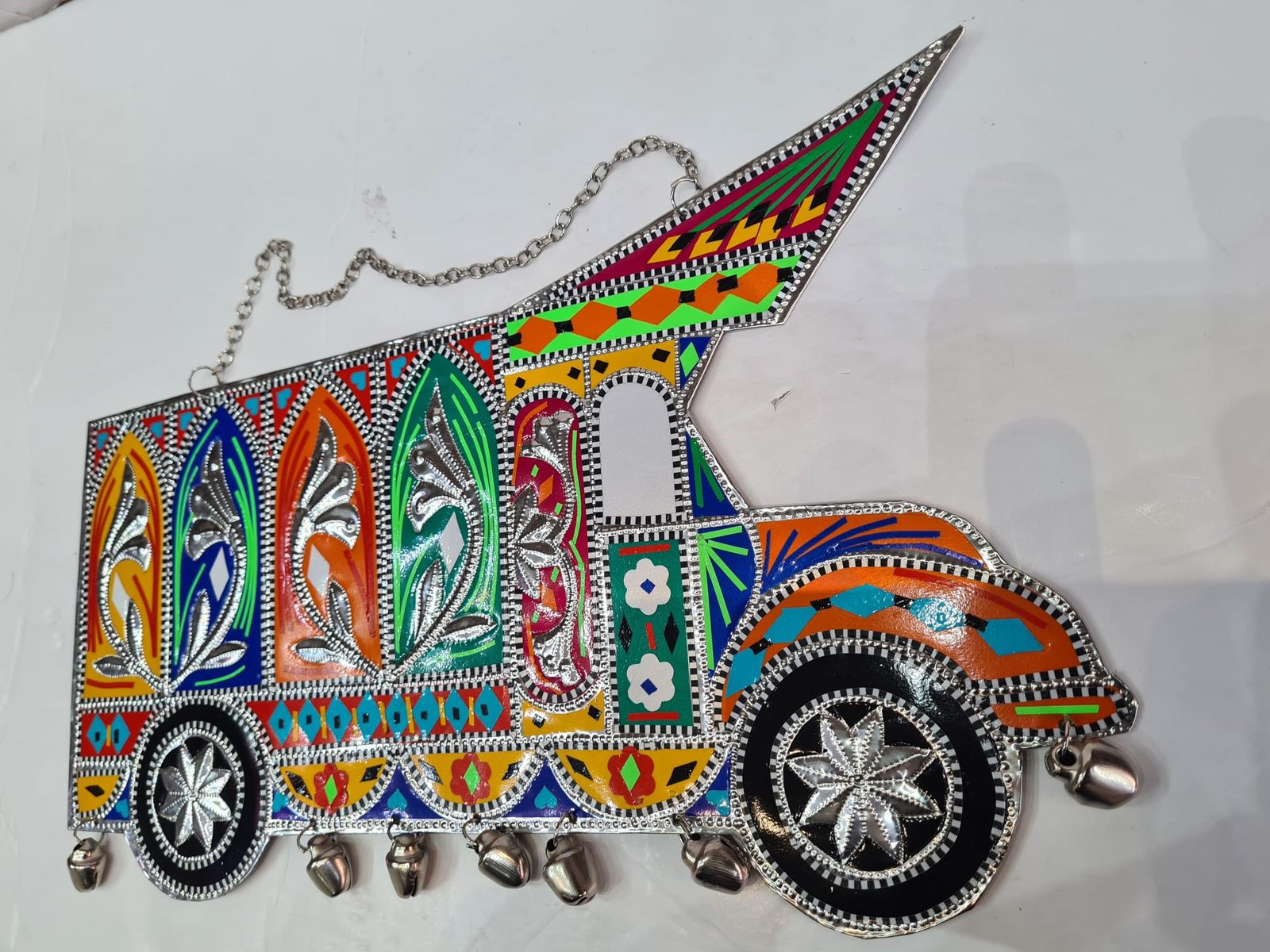Metal Truck Wall Hanging - Pakistani Truck Art - Bright Chamakpatti Décor for Household and Workplace - Image 10