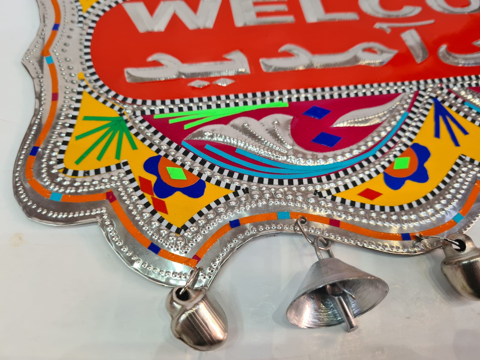 Chamakpatti Welcome Plate – Traditional Pakistani Truck Art Décor - Image 8