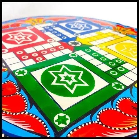 Truck Art Wooden Table (D-45.72 cm | H:53.34 cm) - Image 4