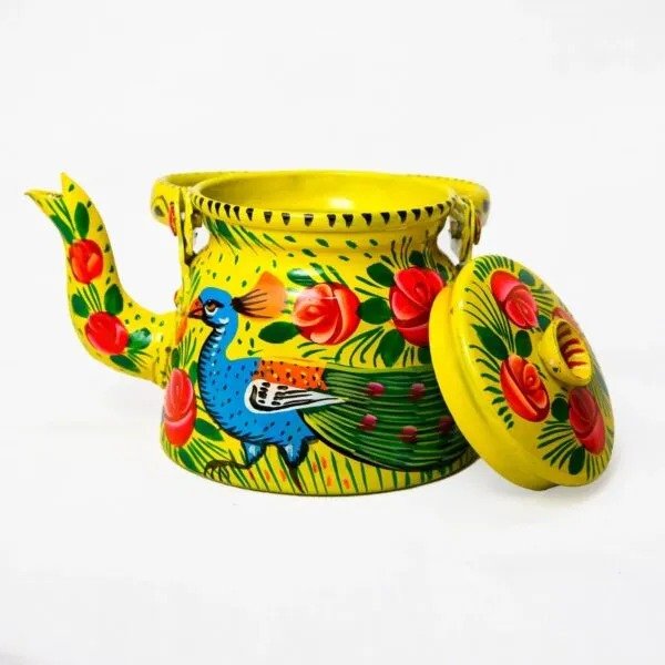 Floral detail on truck art kettle