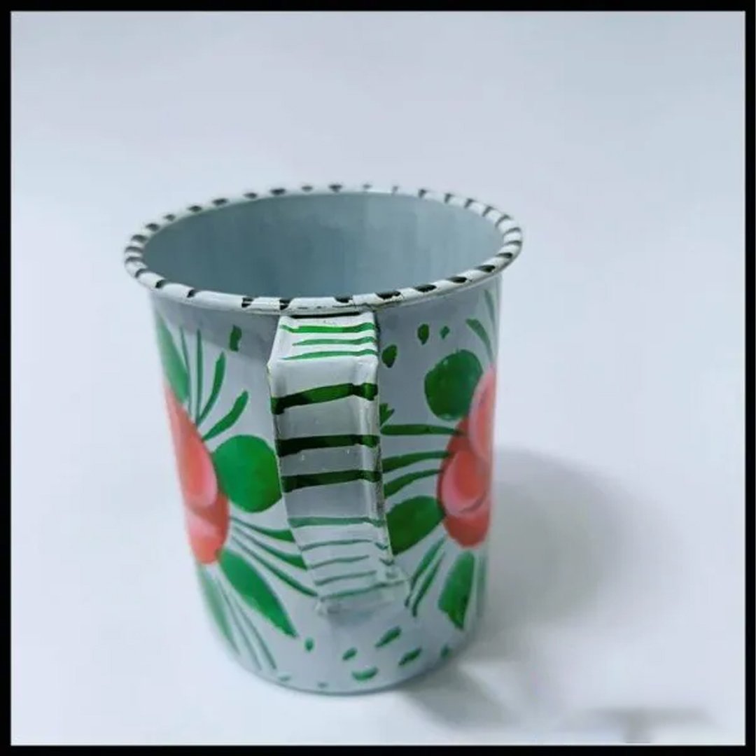 Back side view of Pakistani truck art cups