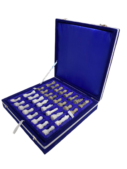 Handmade Onyx Chess Board Set Size 30 cm - Image 3