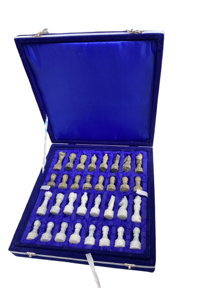 Handmade Onyx Chess Board Set Size 30 cm - Image 4