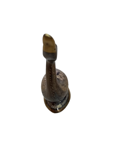 Elegant Brass Swan Figurine – Handcrafted Decorative Showpiece - Image 5
