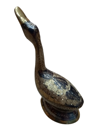 Elegant Brass Swan Figurine – Handcrafted Decorative Showpiece - Image 3