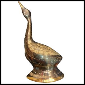 Elegant Brass Swan Figurine – Handcrafted Decorative Showpiece