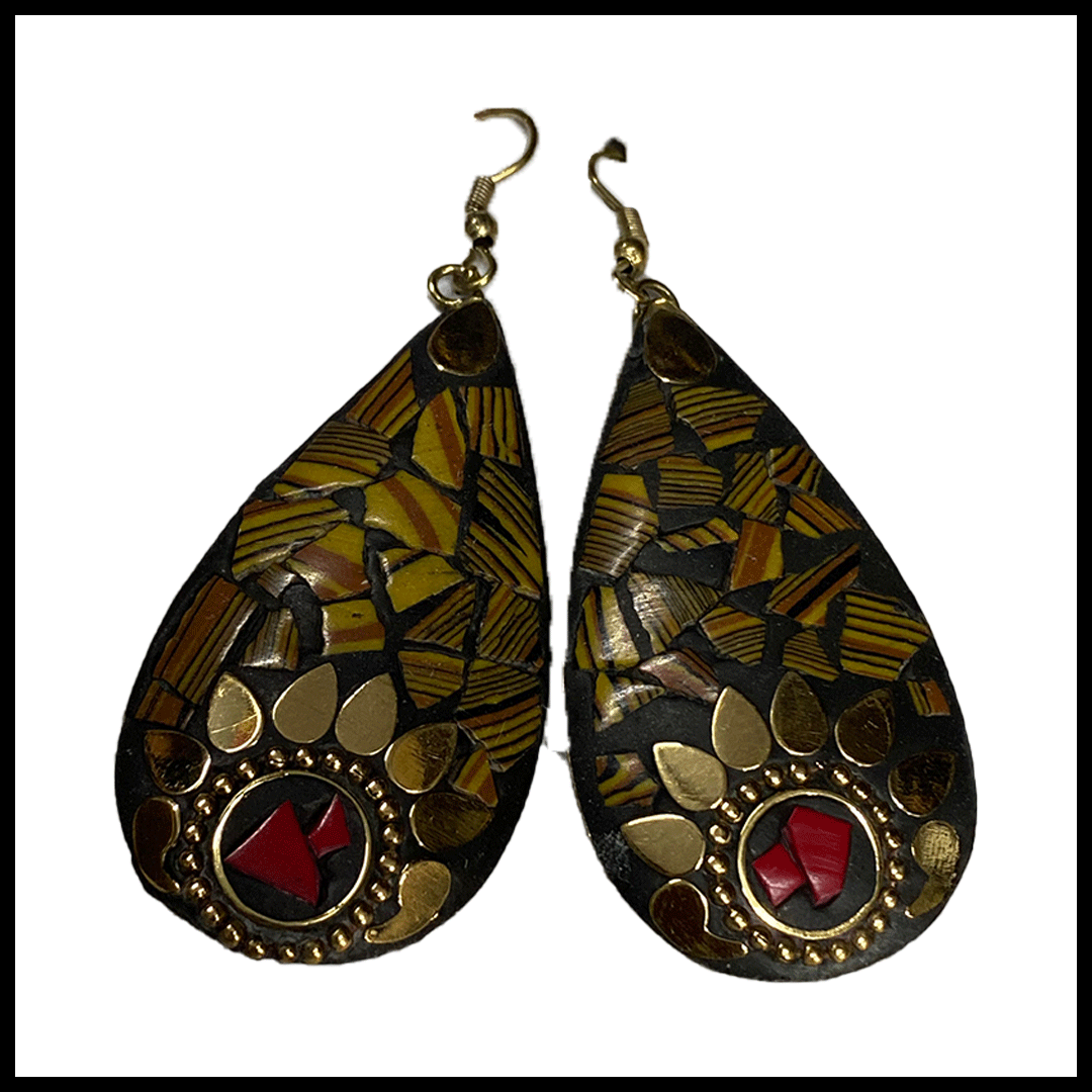 Elegant Handcrafted Earrings – Sparkle with Timeless Style - Image 2