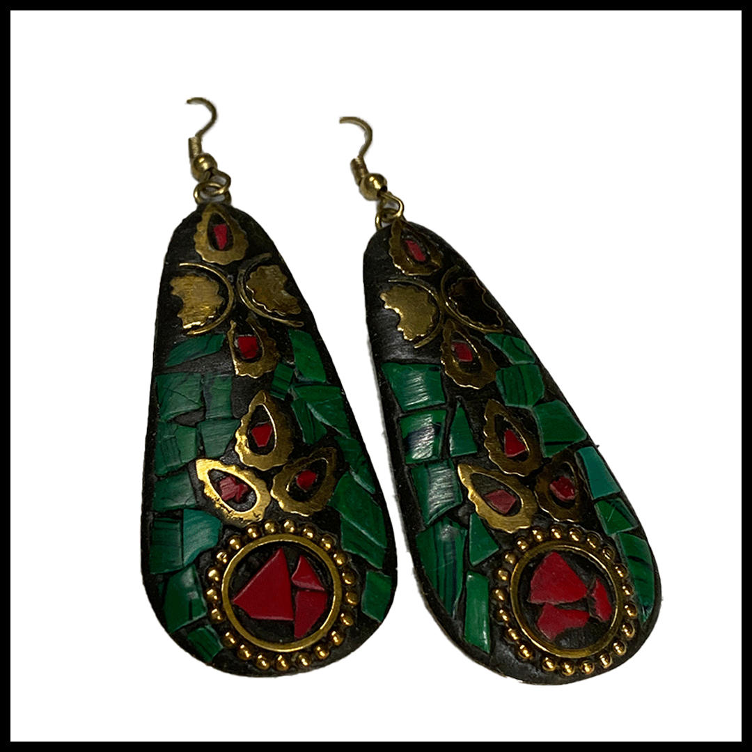 Elegant Handcrafted Earrings – Sparkle with Timeless Style - Image 3