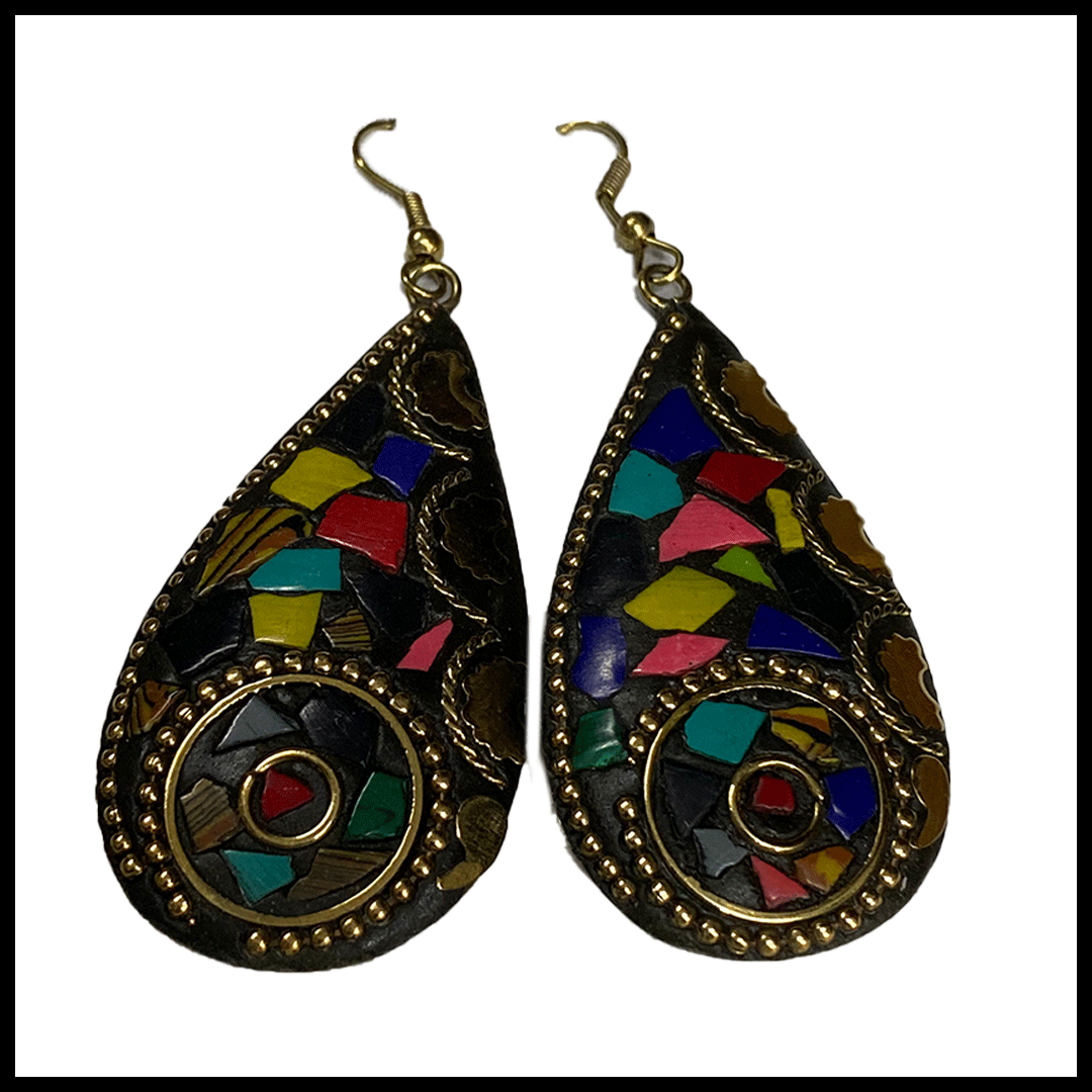 Elegant Handcrafted Earrings – Sparkle with Timeless Style - Image 3
