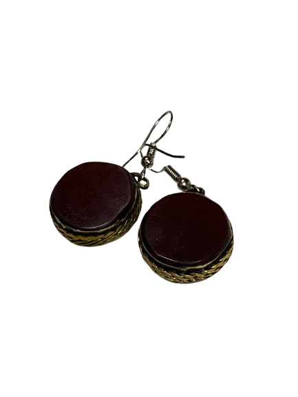 Elegant Handcrafted Earrings – Sparkle with Timeless Style - Image 3