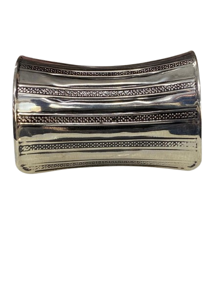 Elegant Cuff Bracelet – Timeless Style for Every Wrist - Image 6