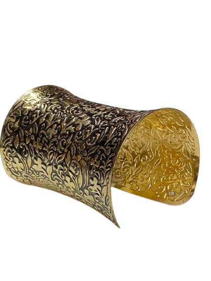 Elegant Cuff Bracelet – Timeless Style for Every Wrist - Image 6