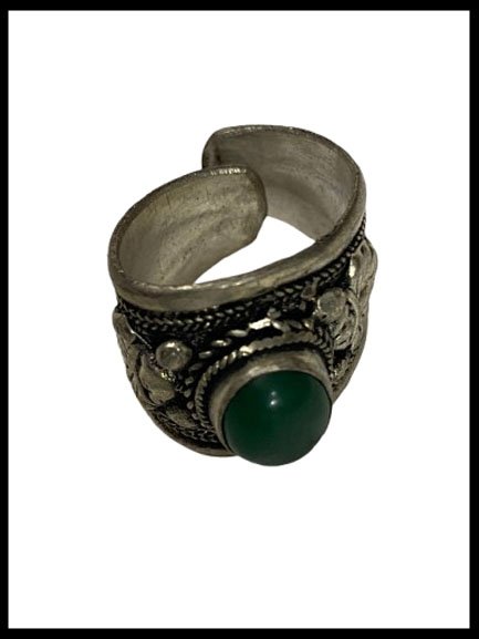 Elegant Handcrafted Rings – Timeless Beauty for Every Style - Image 4