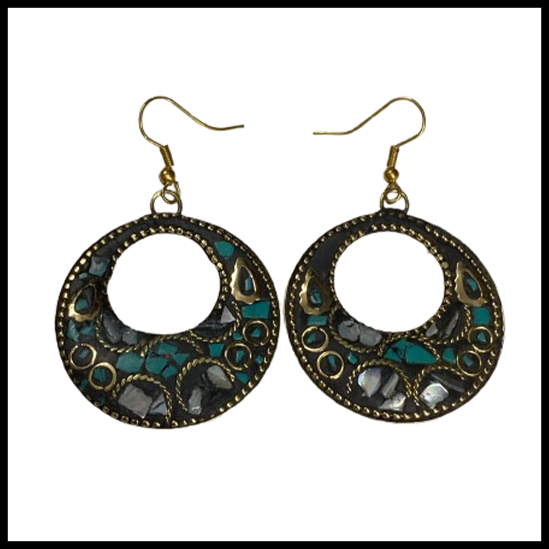 Elegant Handcrafted Earrings – Sparkle with Timeless Style - Image 2