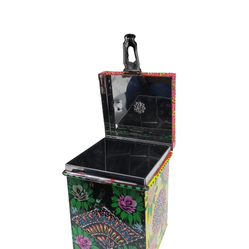 Hand-Painted Truck Art Kanaster – Size: (W-5inch x H-6.5inch) - Image 5