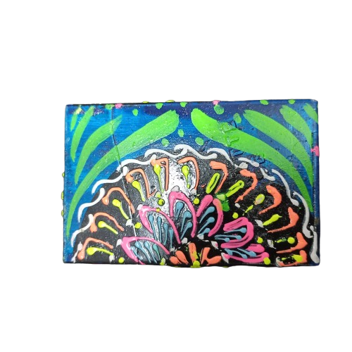 Colorful Truck Art Cigarette Case – Stylish & Durable Holder - Image 12