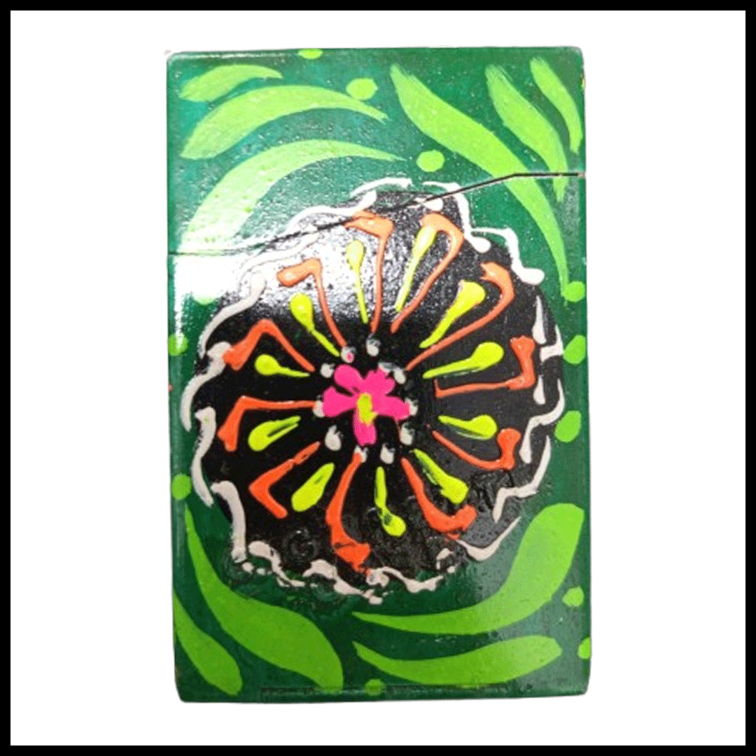 Colorful Truck Art Cigarette Case – Stylish & Durable Holder - Image 3