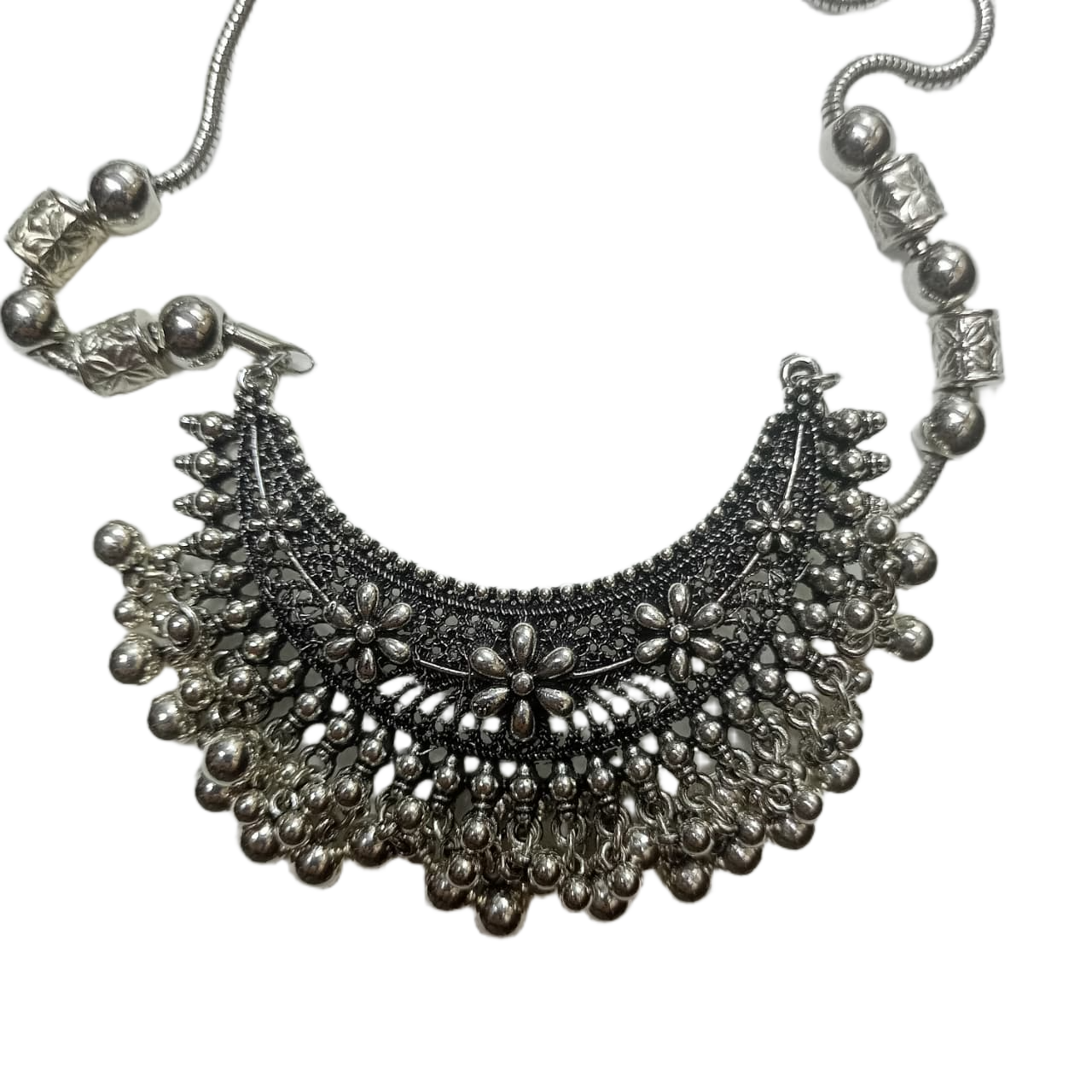 Elegant Handcrafted Necklaces – Graceful Designs for Every Occasion - Image 8