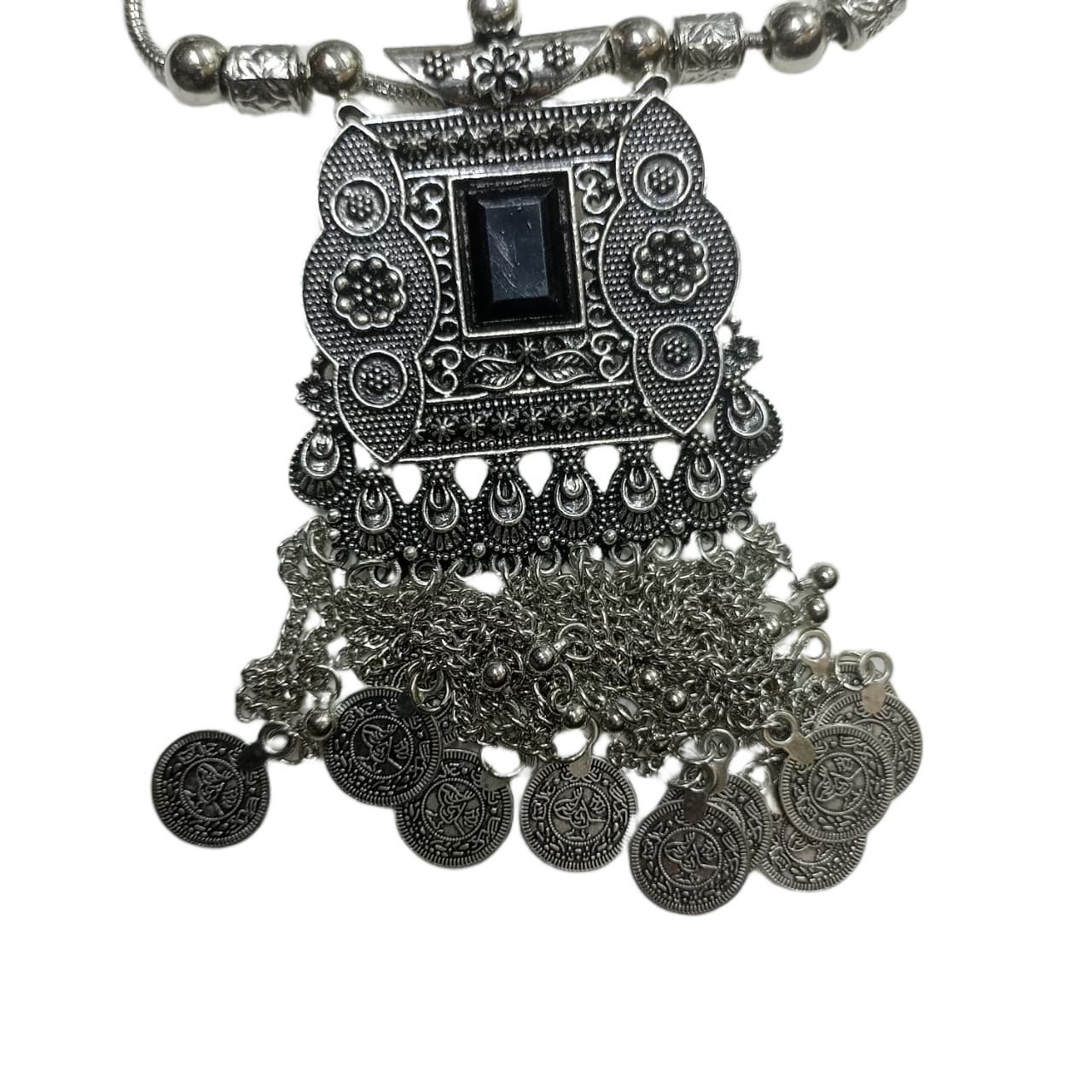 Elegant Handcrafted Necklaces – Graceful Designs for Every Occasion - Image 9