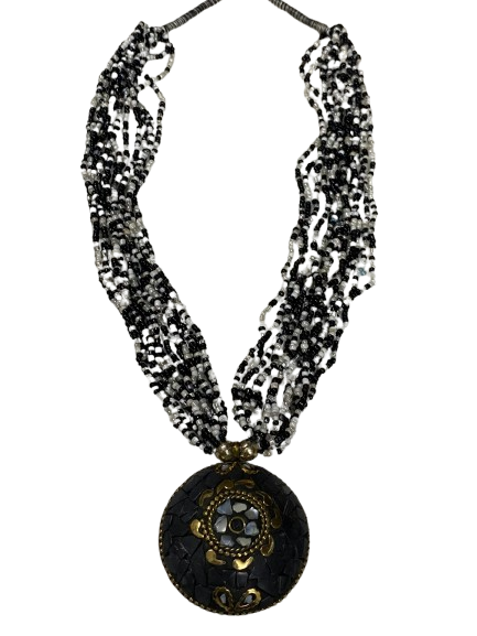 Fashion Pearl Shell Style Necklace - Image 4