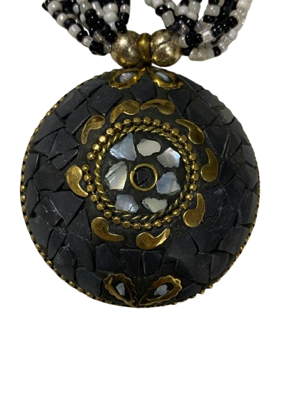 Fashion Pearl Shell Style Necklace - Image 6
