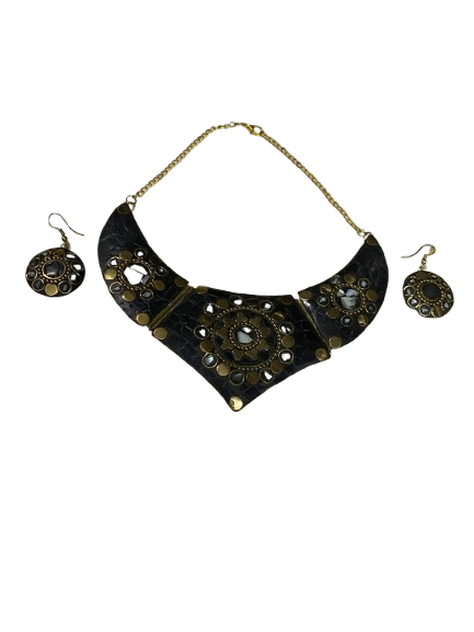 Afghani Necklace With Artificial Stone - Image 4