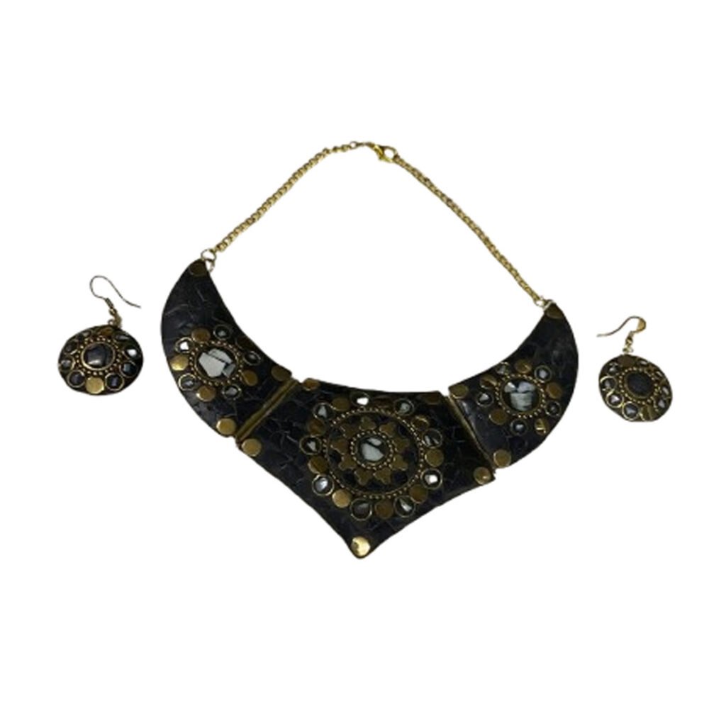 Afghani Necklace With Artificial Stone - Image 3
