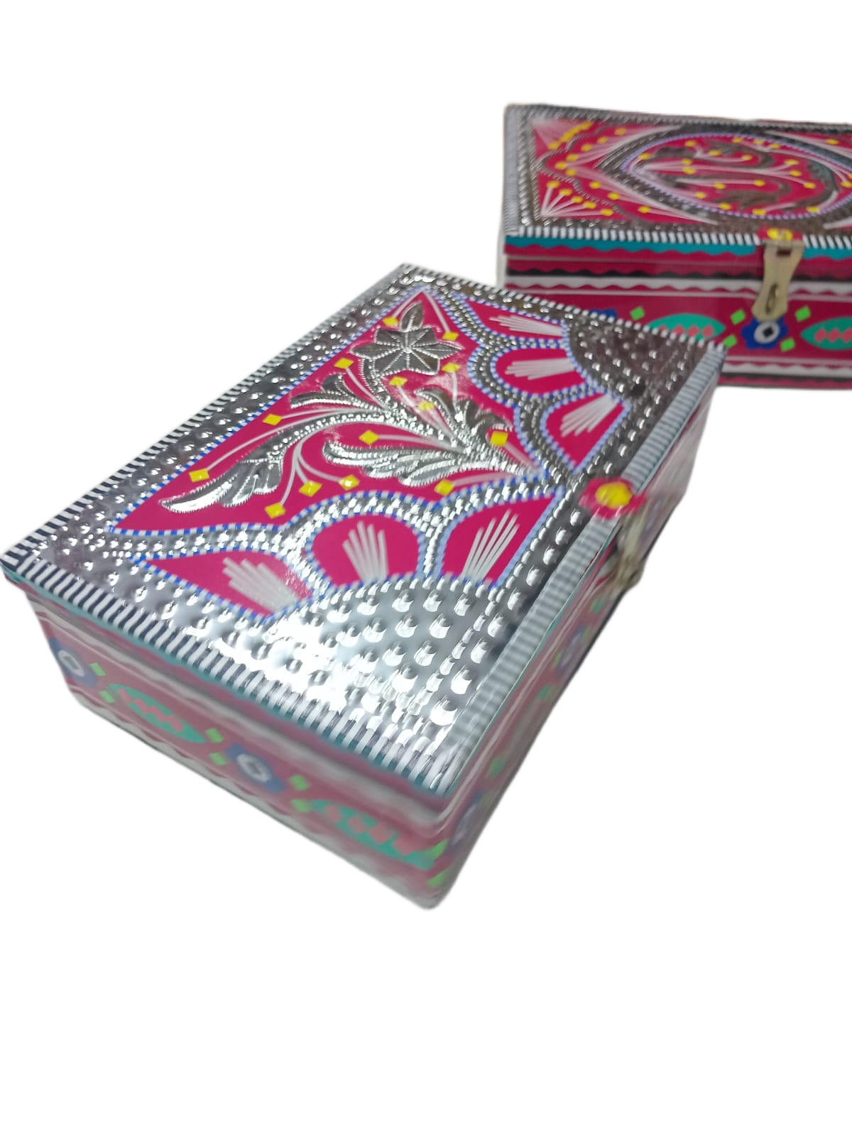 Chamakpatti Box: Real Truck Art Design for Storage and Decoration (W-25, H-17 cm) - Image 8