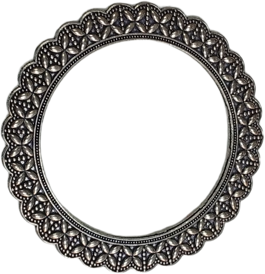 Stylish Ethnic Cuff Bracelet – Classic Handmade Accessory - Image 4