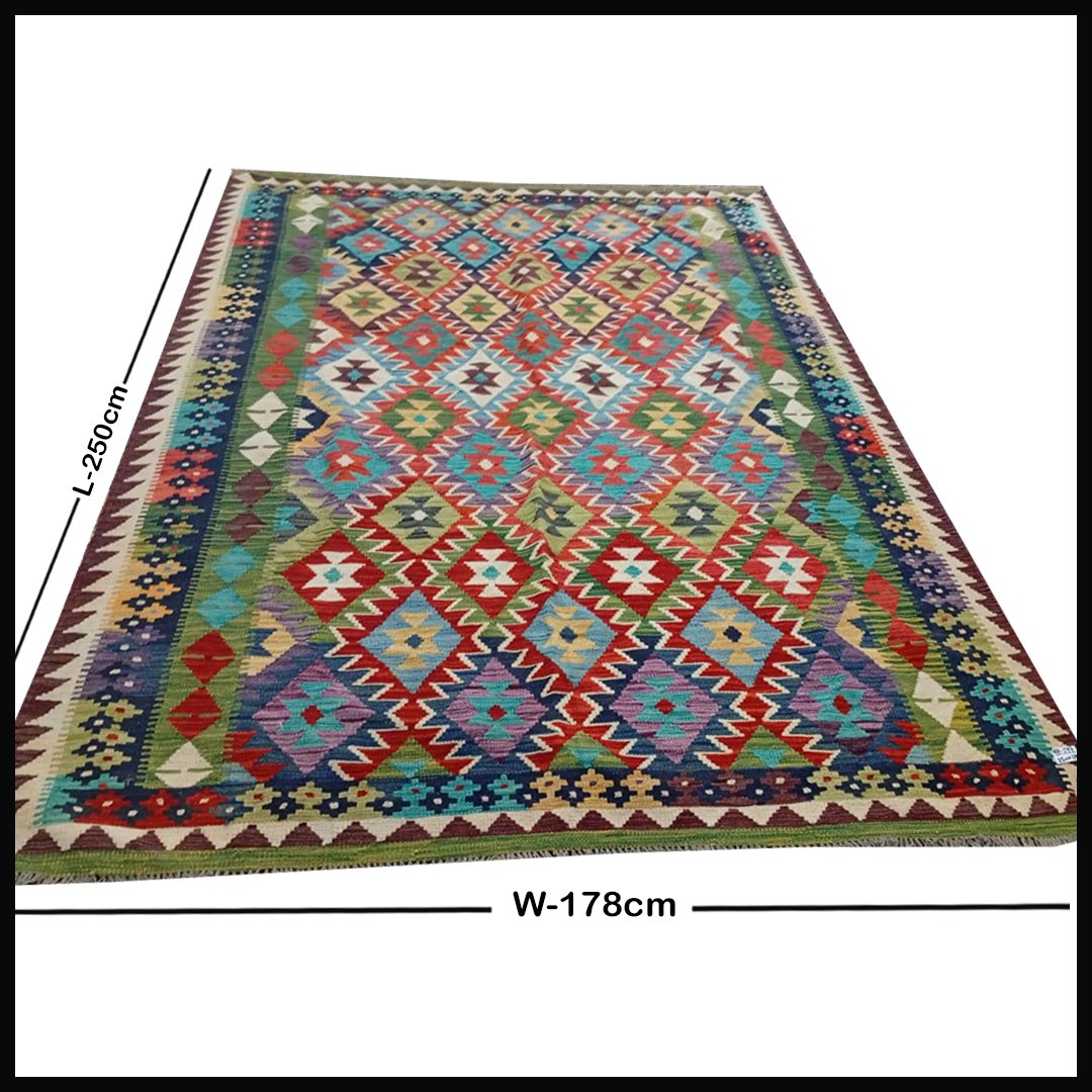 Handcrafted Traditional Kilim Rug Size ( W-178cm x L-250cm )