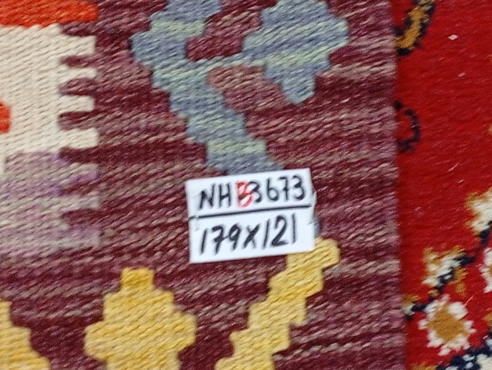 Handcrafted Traditional Kilim Rug Size ( W-121cm x L-179cm ) - Image 5