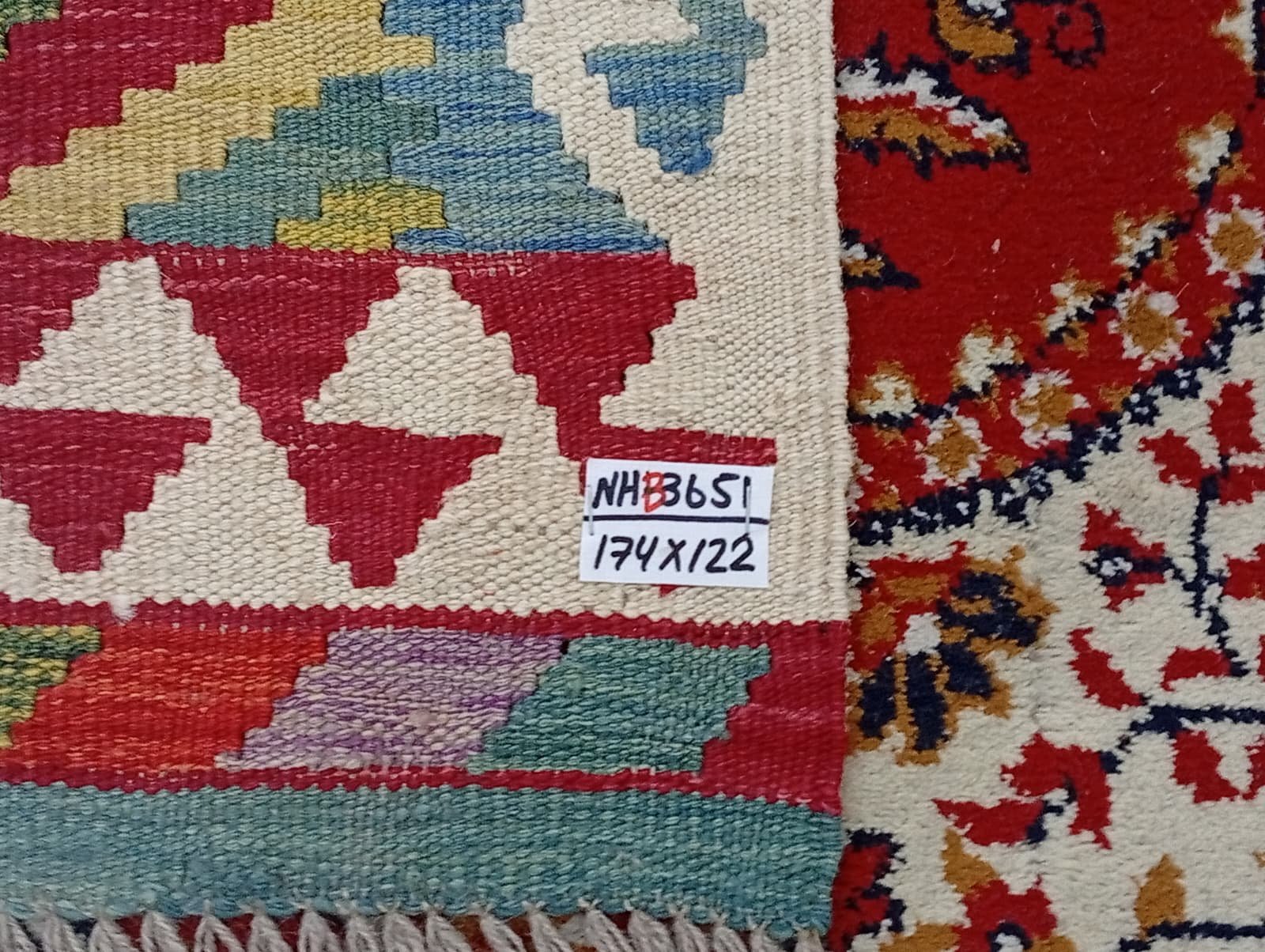 Handcrafted Traditional Kilim Rug Size ( W-122cm x L-174cm ) - Image 5