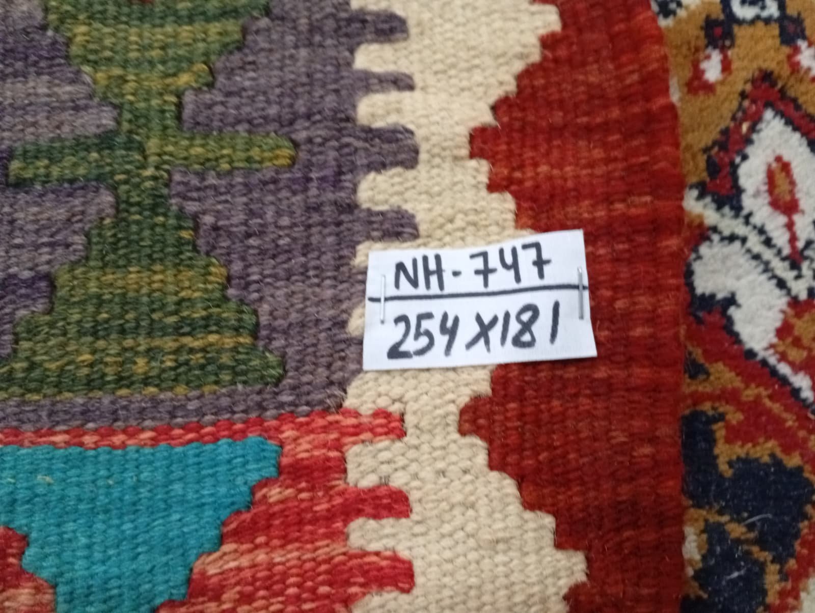 Handcrafted Traditional Kilim Rug Size ( W-181cm x L-254cm ) - Image 5