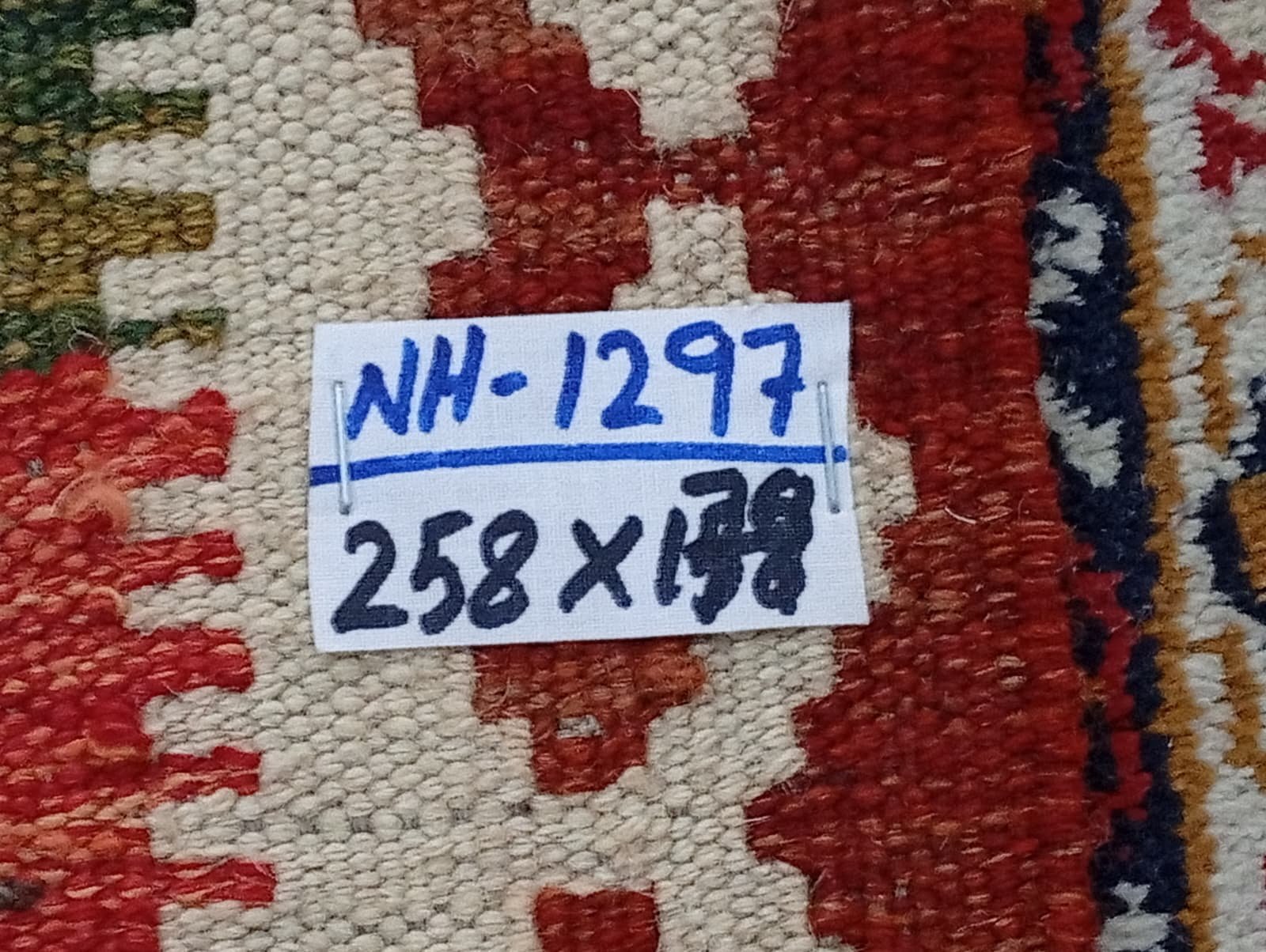 Handcrafted Traditional Kilim Rug Size ( W-179cm x L-258cm ) - Image 5