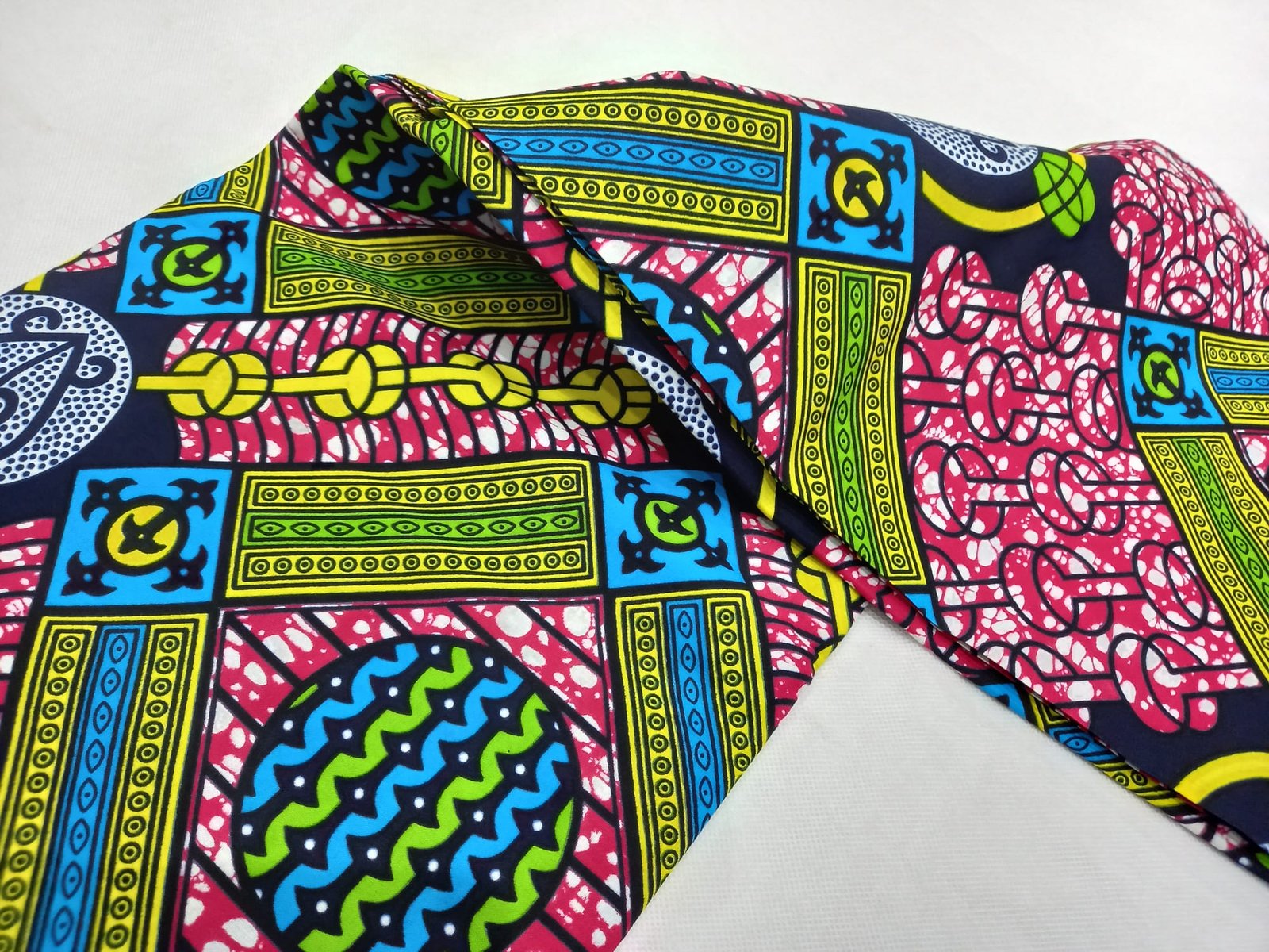 African Wax Fabric/Wax Clothes/Ghanaian Wax Print/Nigerian Ankara. 6 Yards Piece - Image 4