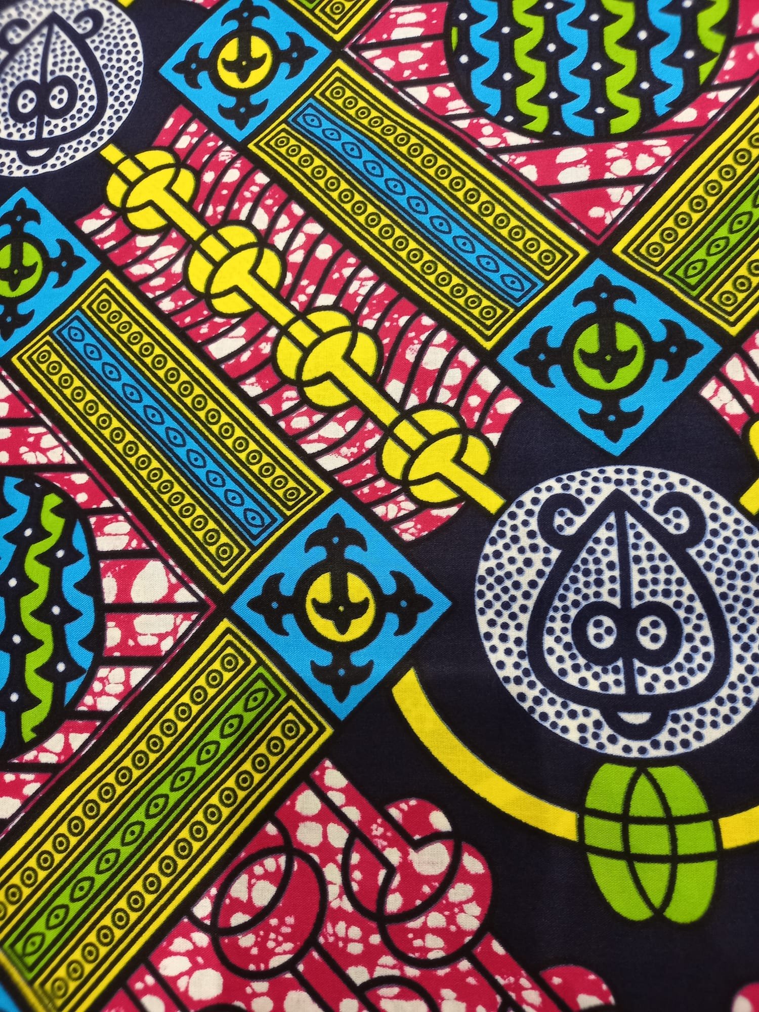 African Wax Fabric/Wax Clothes/Ghanaian Wax Print/Nigerian Ankara. 6 Yards Piece - Image 5