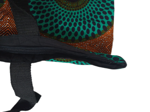 Handbag with Zipper and Inner Pocket - Image 10