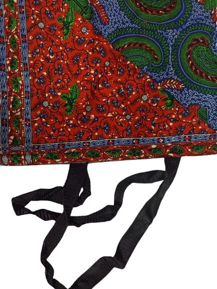 Handbag with Zipper and Inner Pocket - Image 4