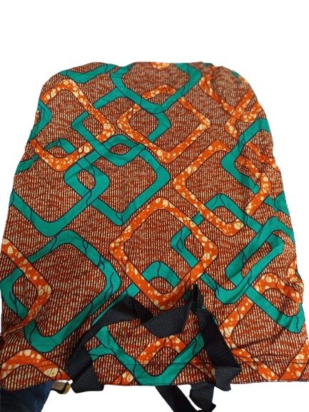 Handbag with Zipper and Inner Pocket - Image 5