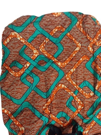 Handbag with Zipper and Inner Pocket - Image 6