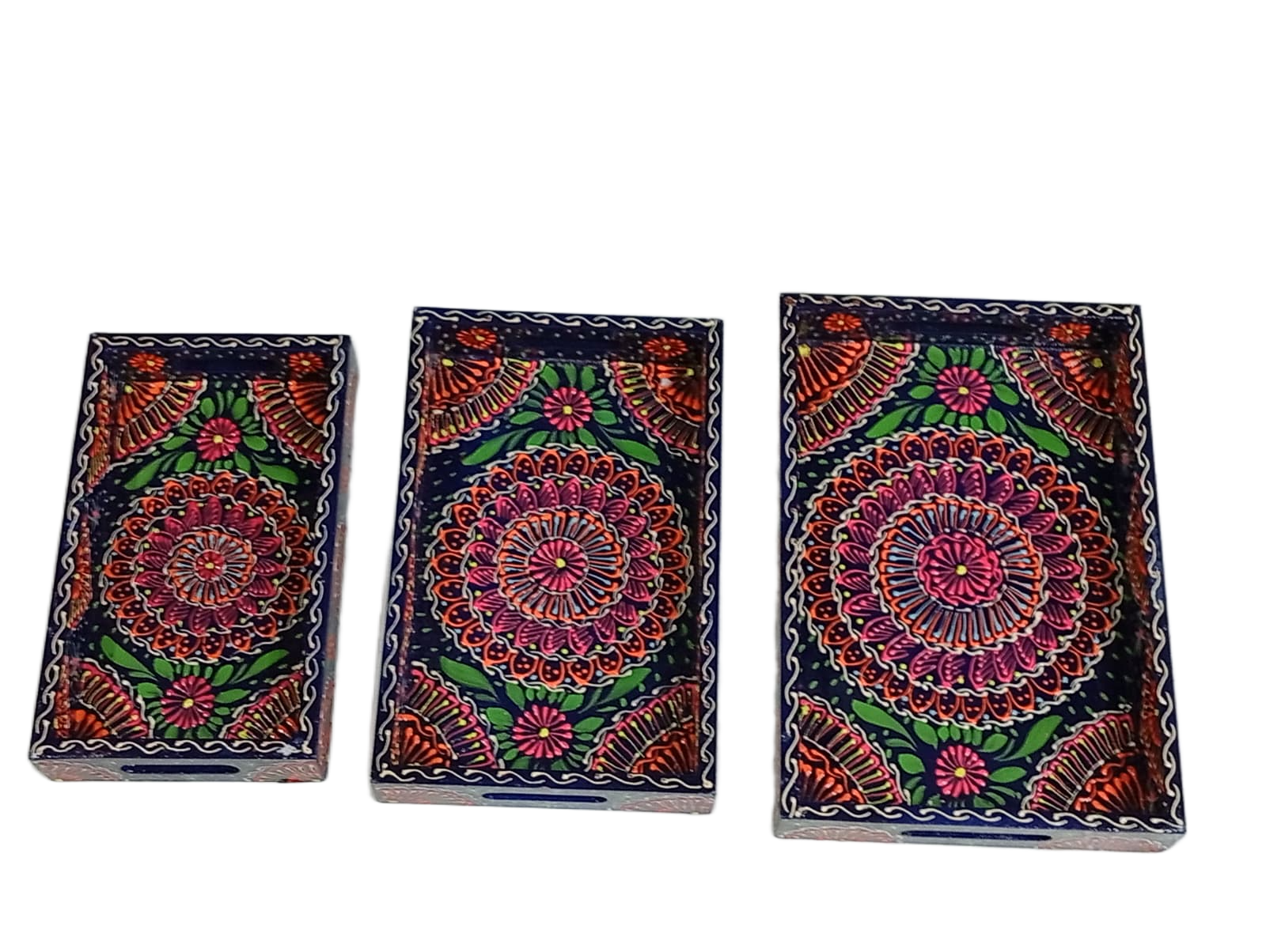 Handcrafted 3-Piece Bundi Tray Set – Decorative Serving & Display Trays - Image 8