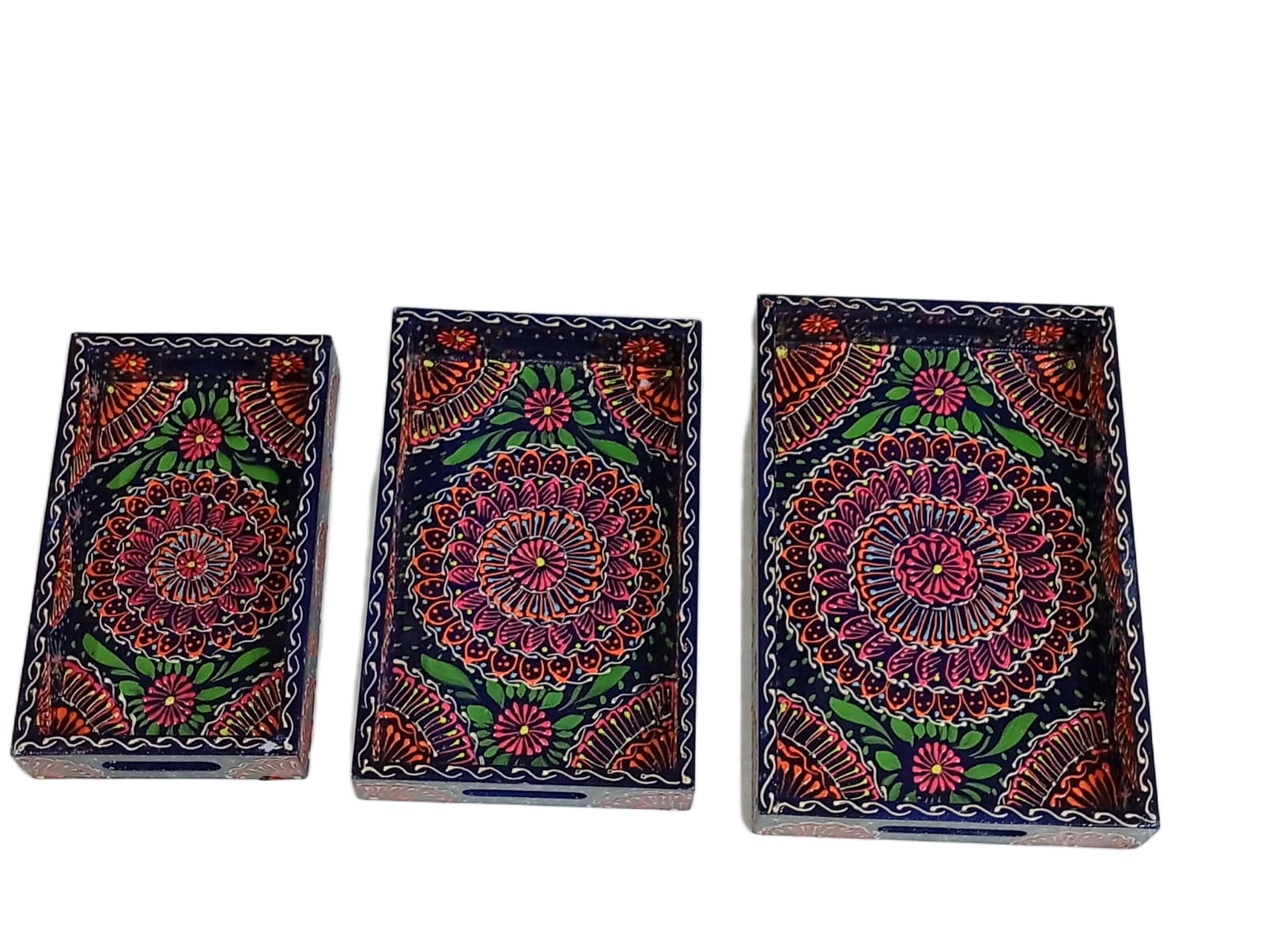Handcrafted 3-Piece Bundi Tray Set – Decorative Serving & Display Trays - Image 7