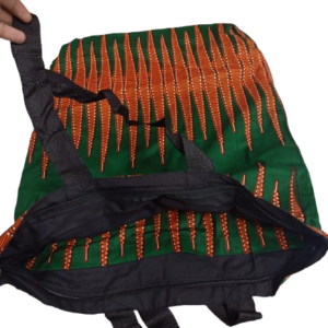 Handbag with Zipper and Inner Pocket