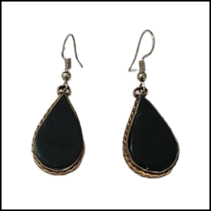 Elegant Handcrafted Earrings – Sparkle with Timeless Style