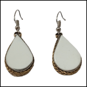 Elegant Handcrafted Earrings – Sparkle with Timeless Style